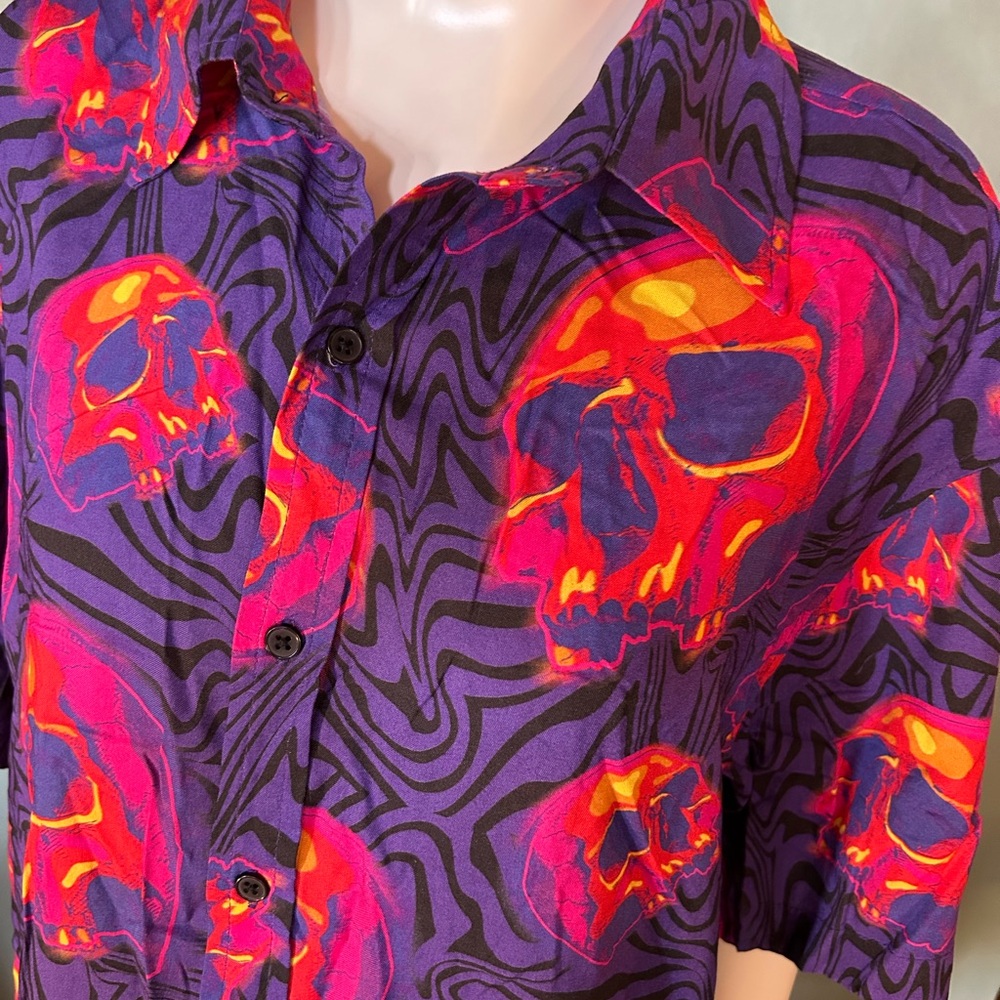 NWTS HOT TOPIC MENS SKULL SHIRT - Picture 7 of 11